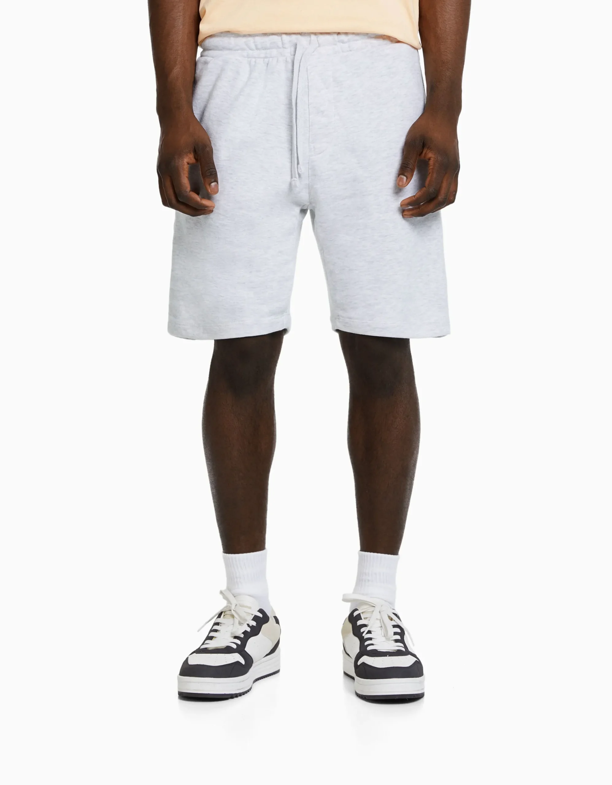 BERSHKA Bermuda básica felpa Blanco Store