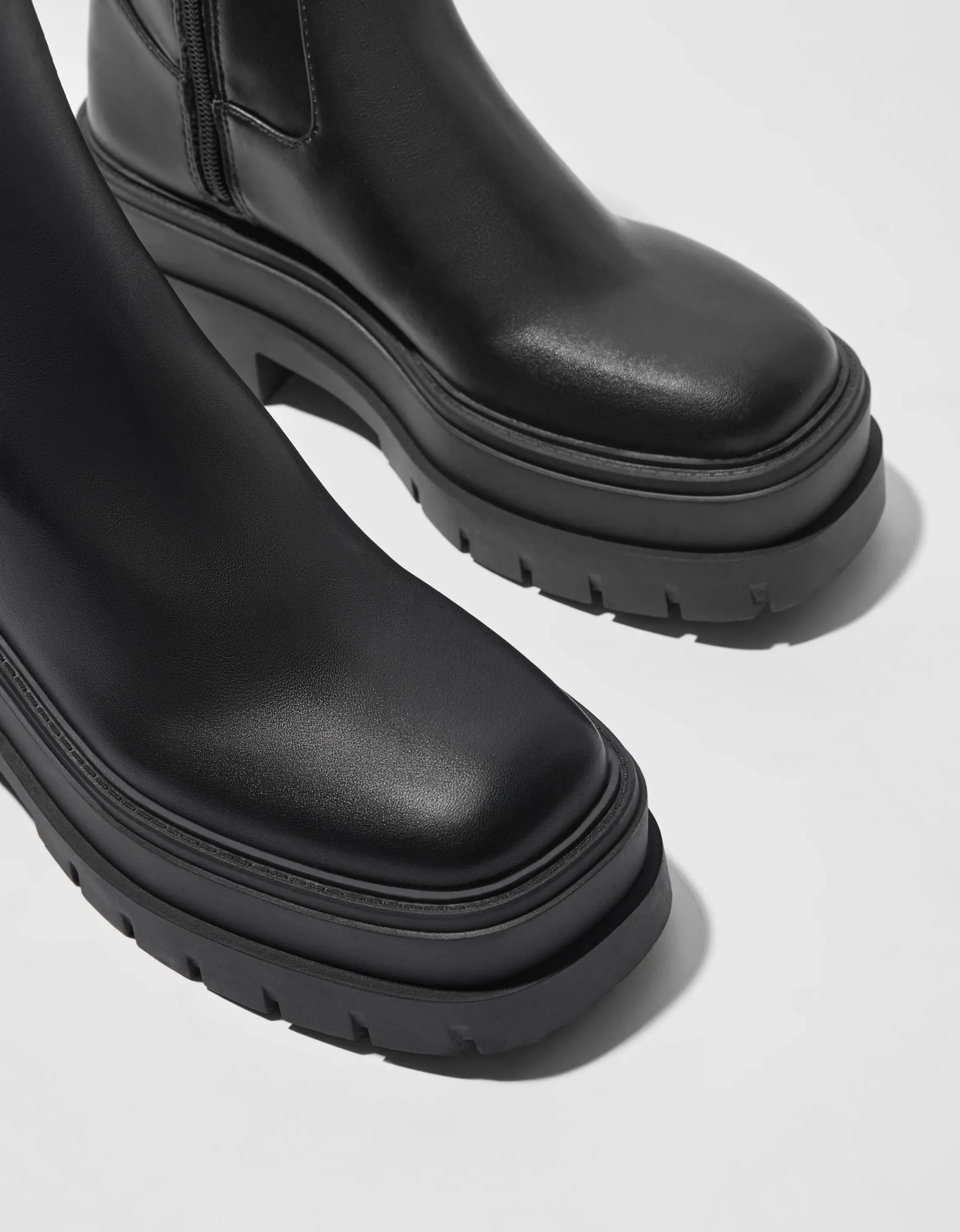 BERSHKA Botines plataforma ajustados Negro Cheap