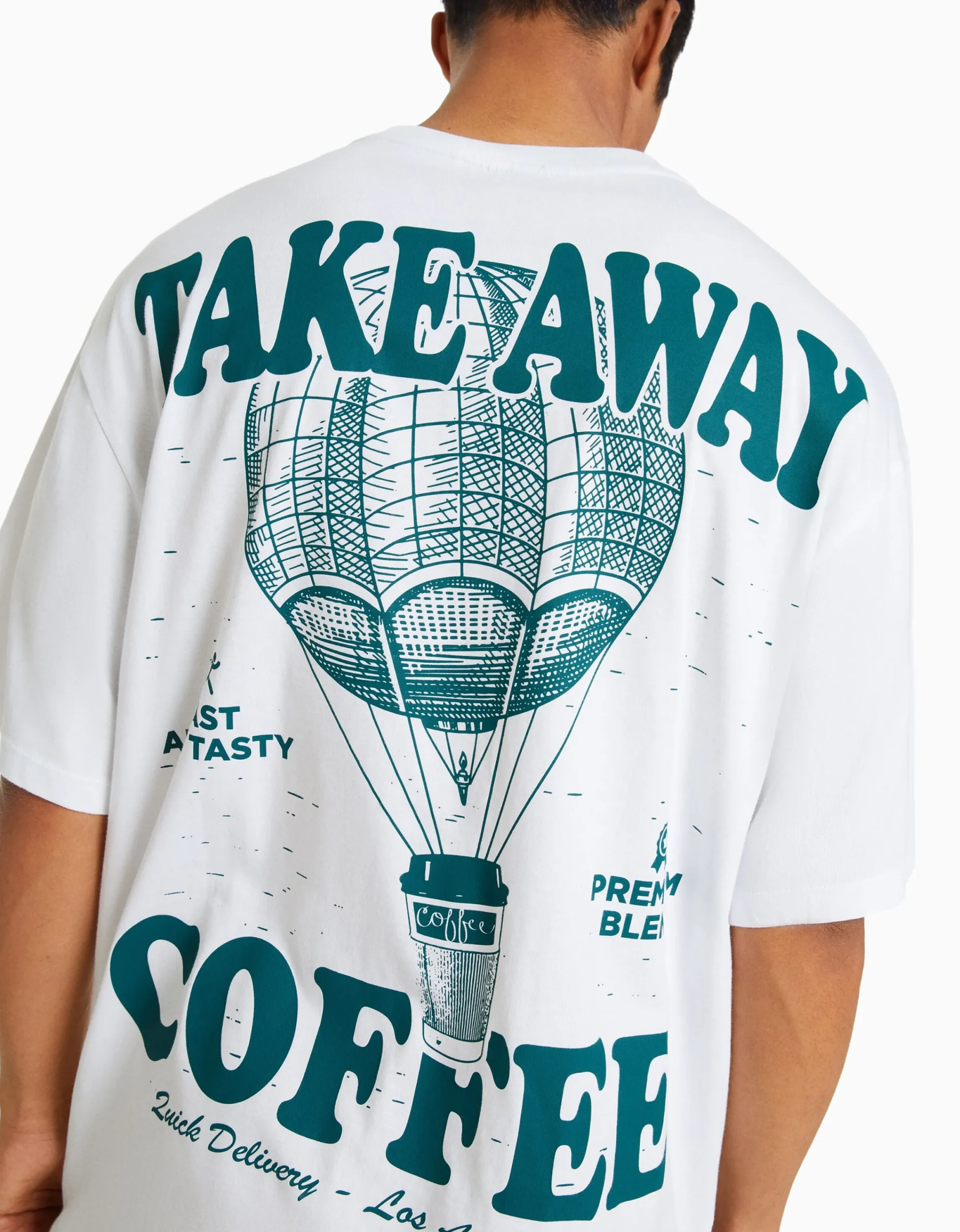 BERSHKA Camiseta manga corta boxy fit print Blanco Store