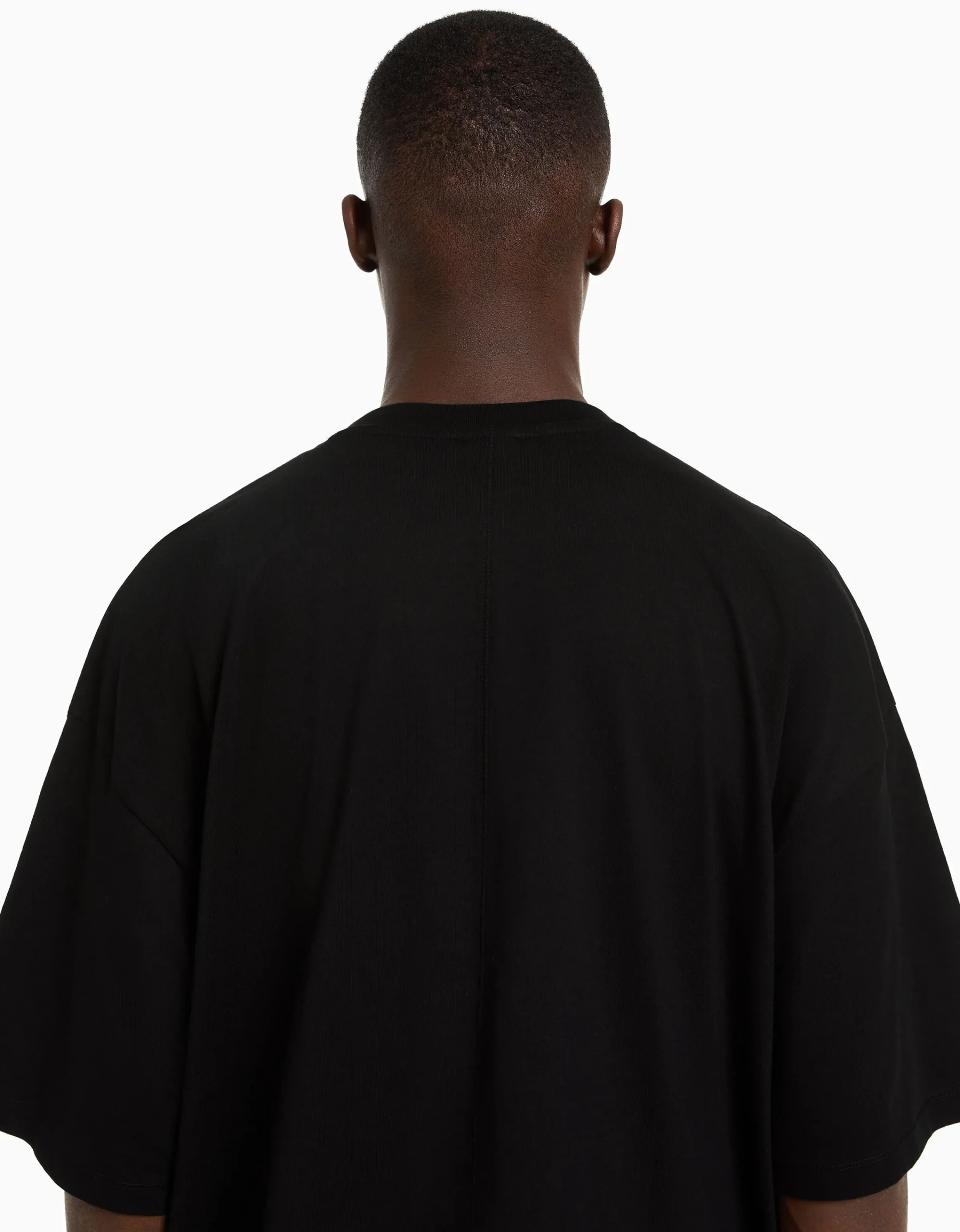 BERSHKA Camiseta manga corta oversize Negro Fashion