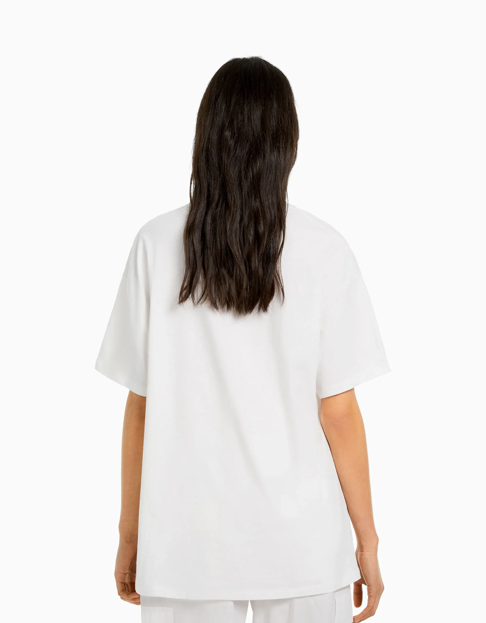 BERSHKA Camiseta manga corta oversize print TOKYO REVENGERS Blanco roto Discount
