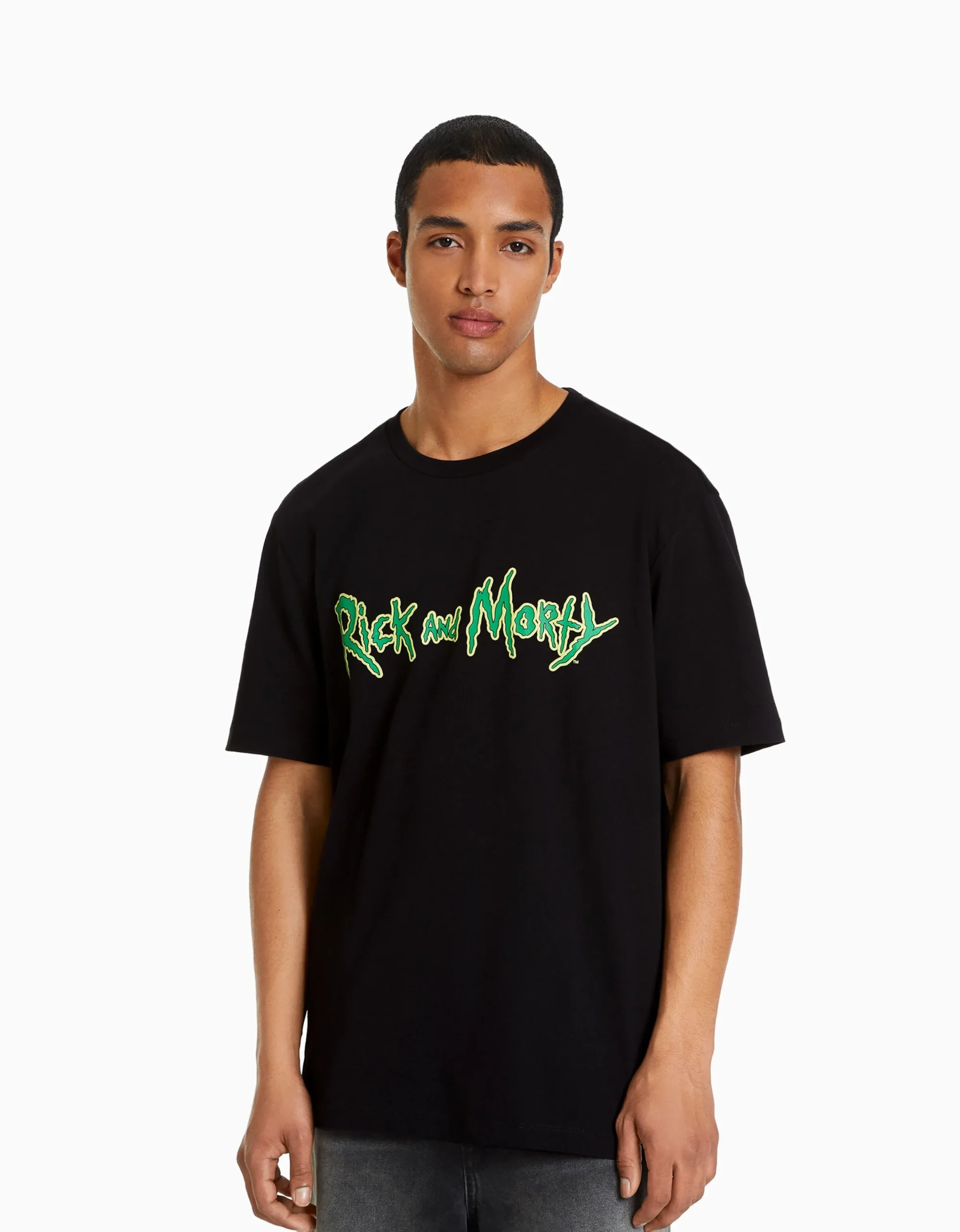 BERSHKA Camiseta manga corta regular fit print RickMorty Blanco Cheap