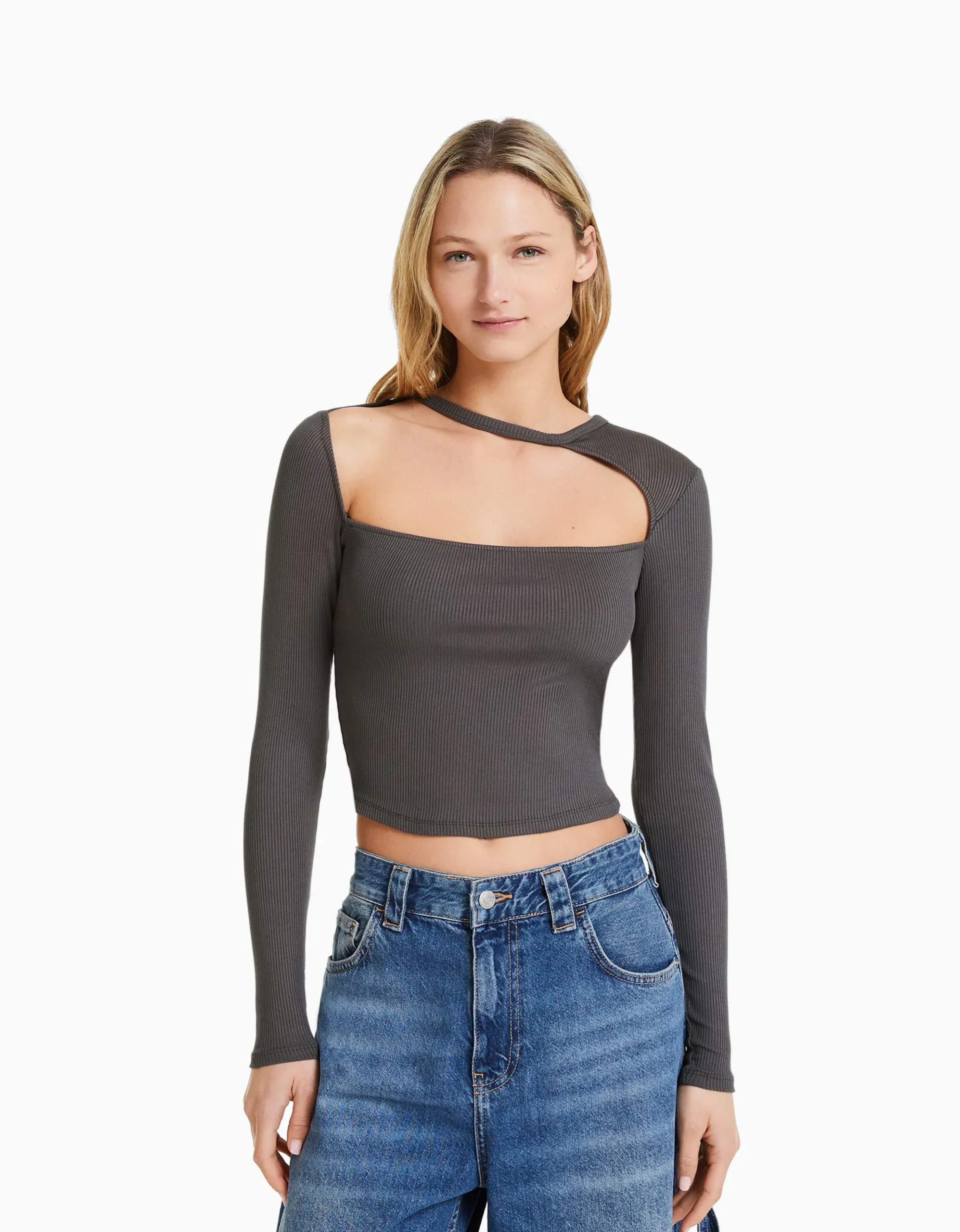 BERSHKA Camiseta manga larga escote asimétrico Negro Best