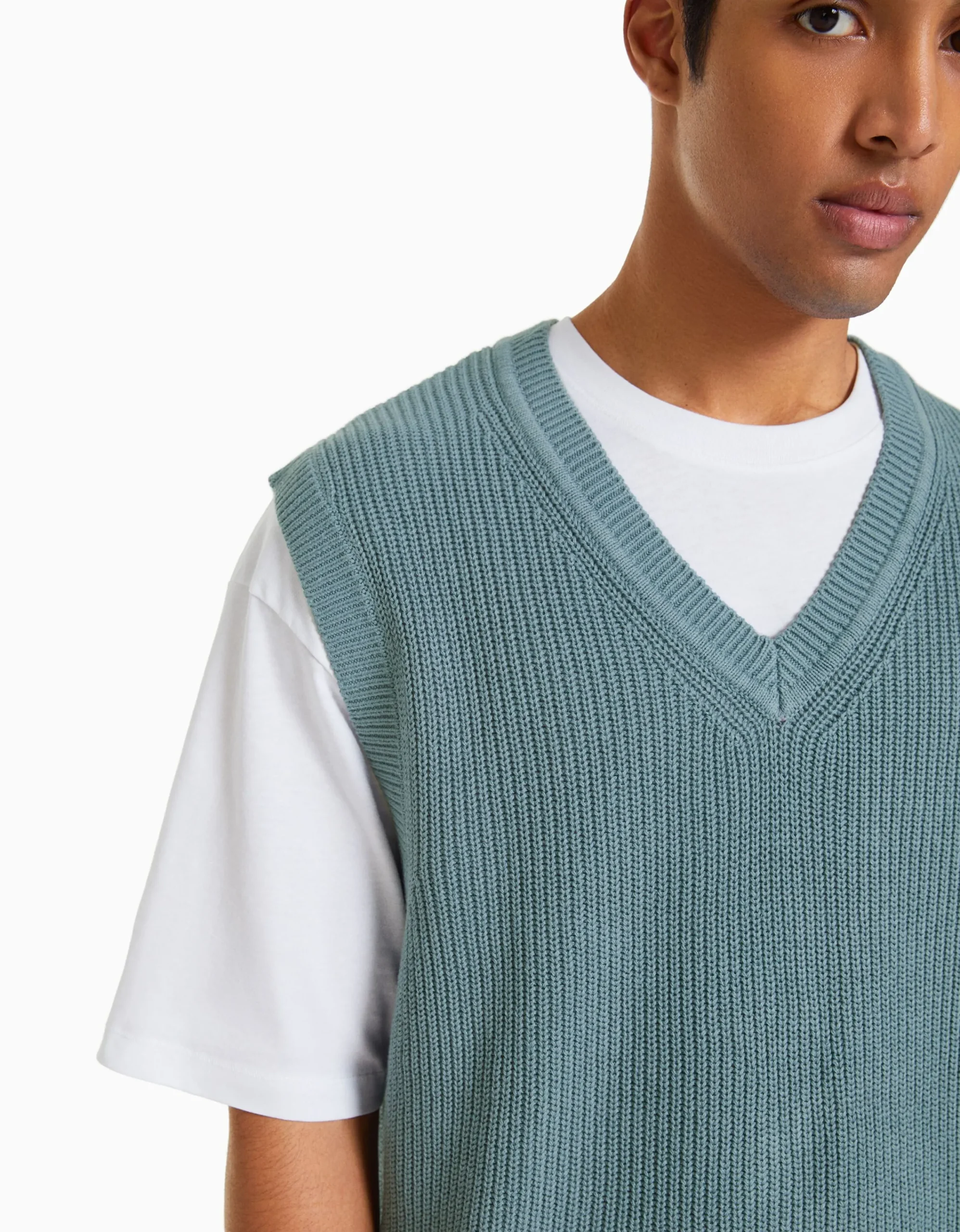 BERSHKA Chaleco punto cuello pico Azul claro Flash Sale