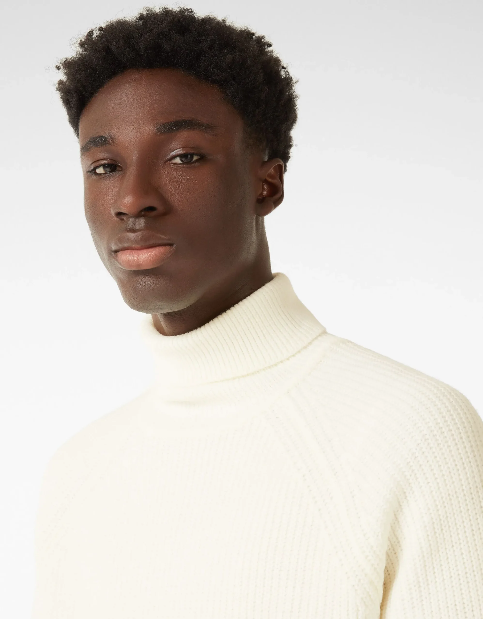 BERSHKA Jersey cuello alto Negro Clearance