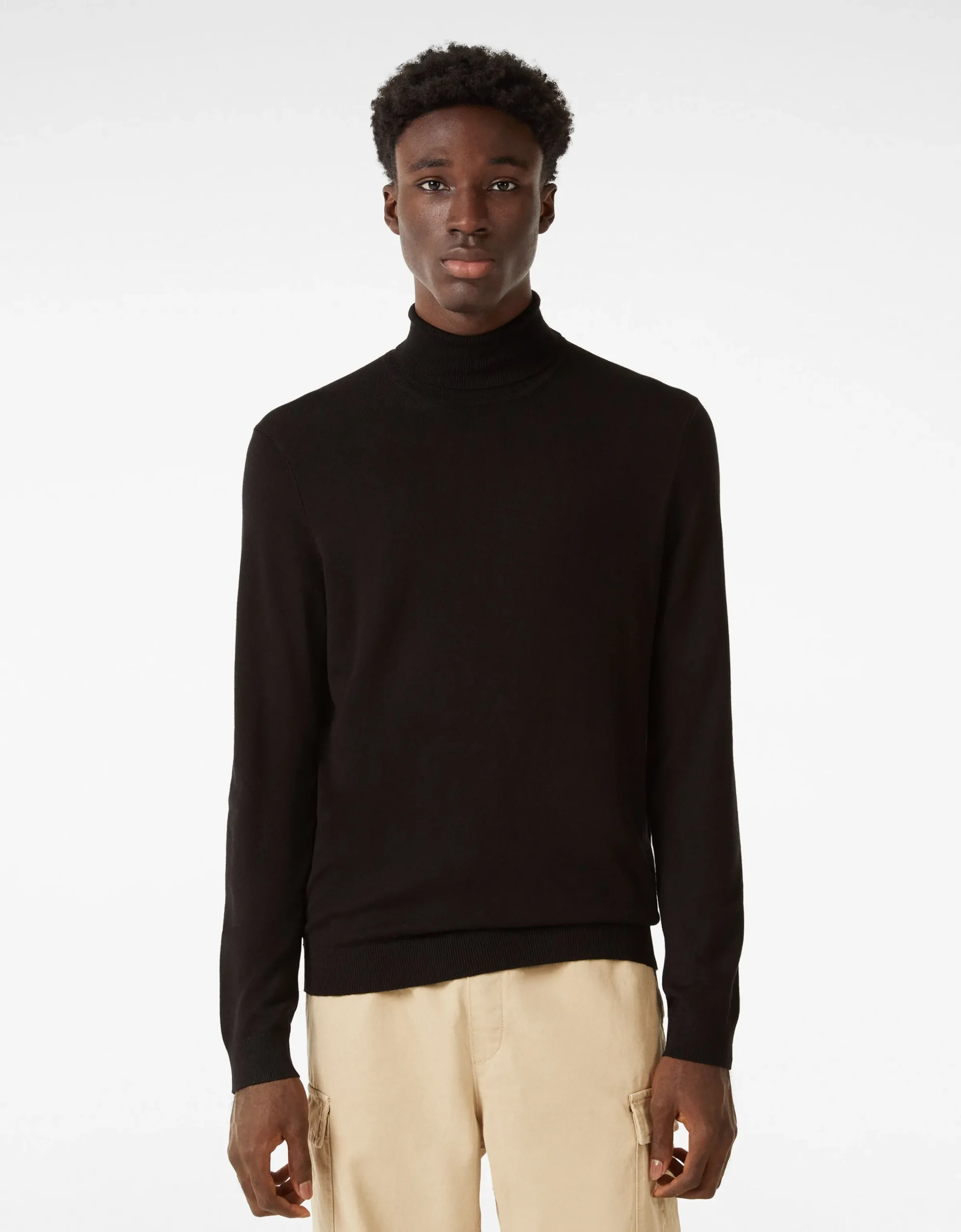 BERSHKA Jersey cuello alto Negro Online