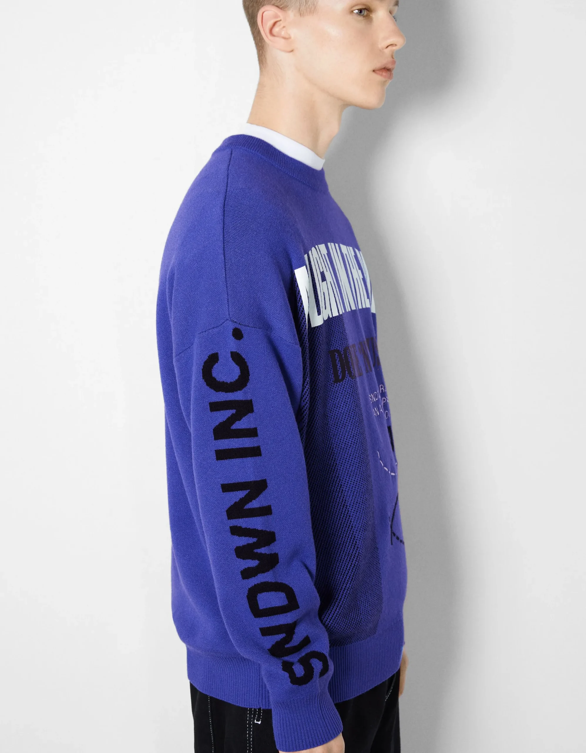 BERSHKA Jersey manga larga print Azul Hot