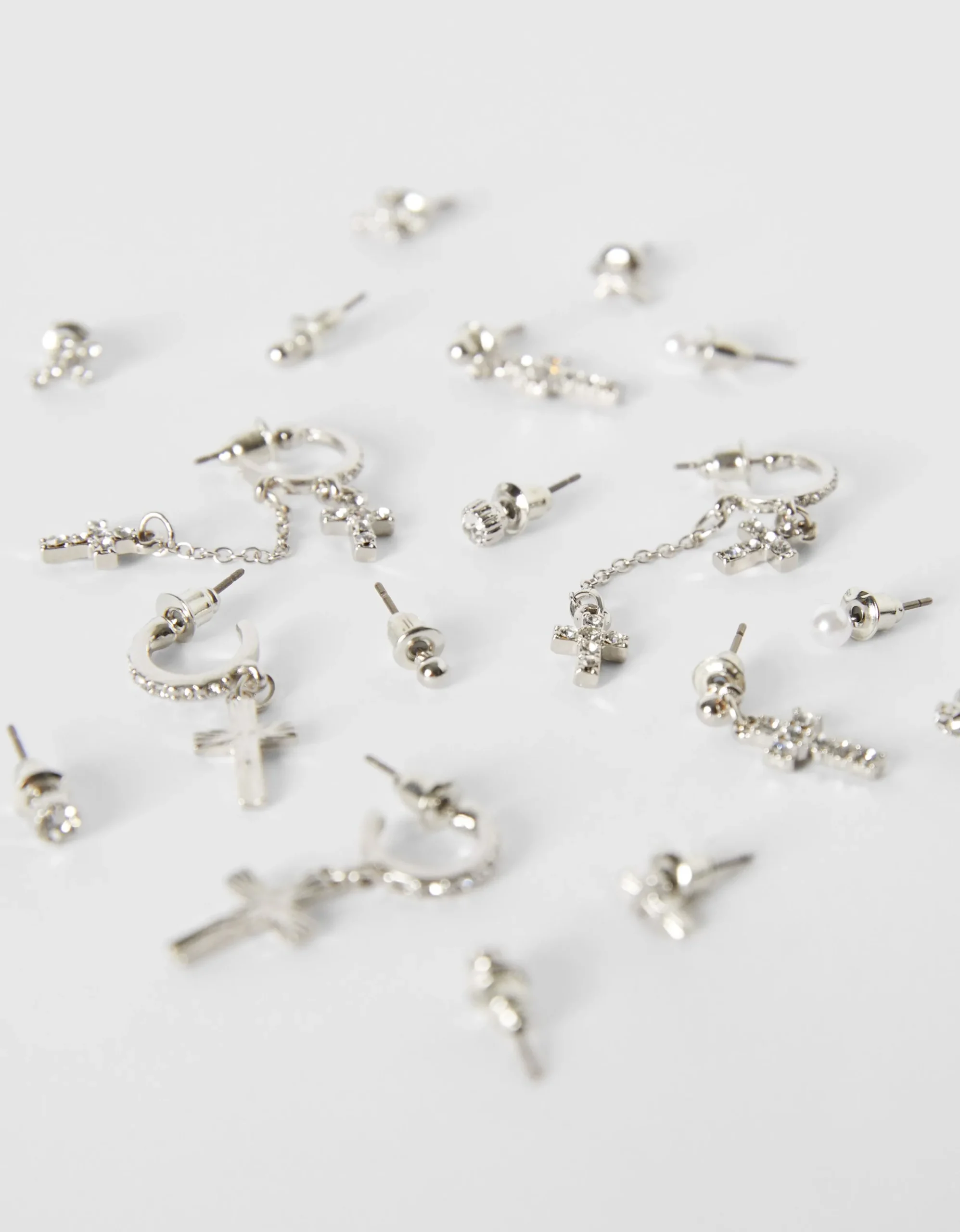 BERSHKA Set 9 pares de pendientes cruz Plata Best