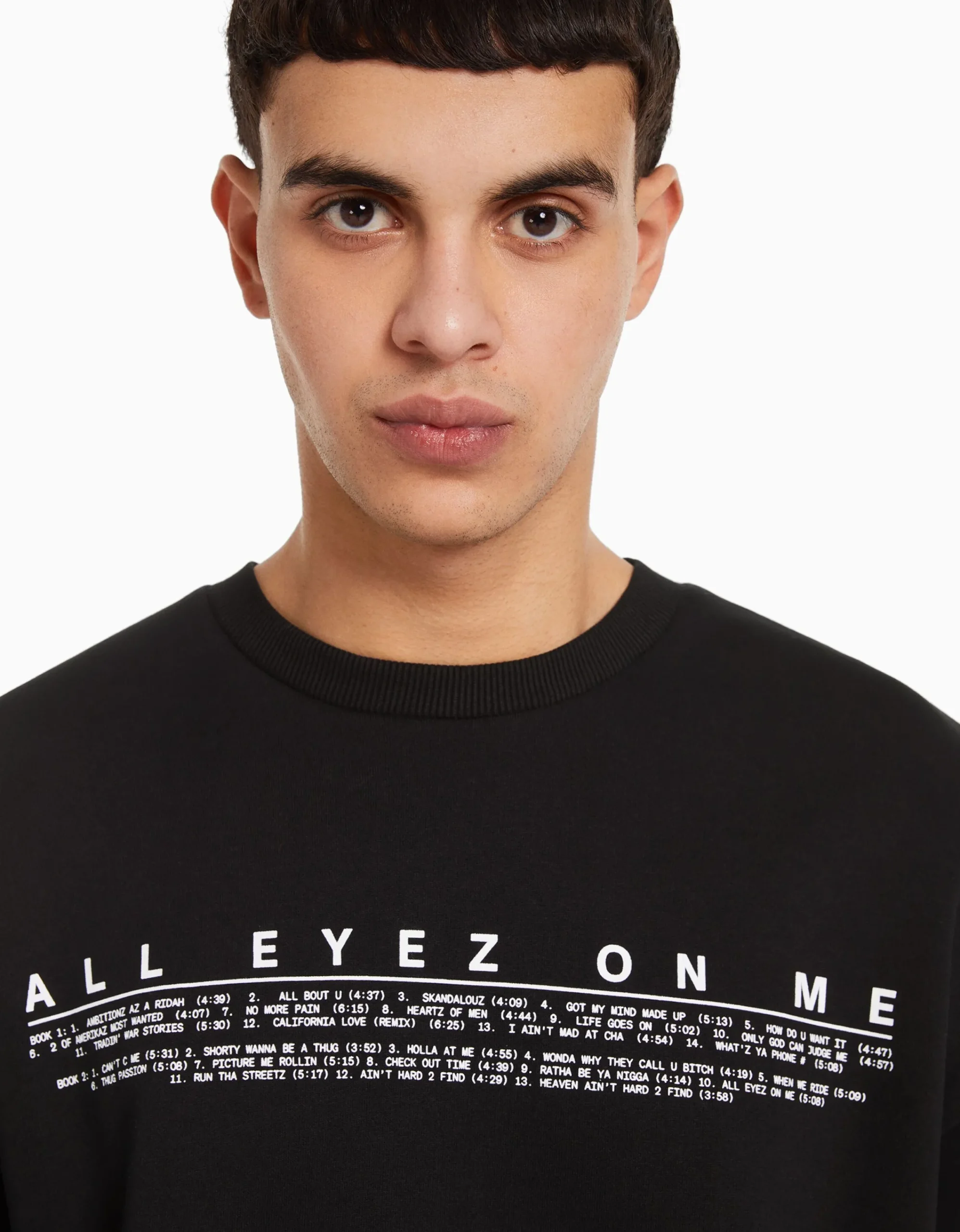 BERSHKA Sudadera cuello redondo Tupac Negro Outlet