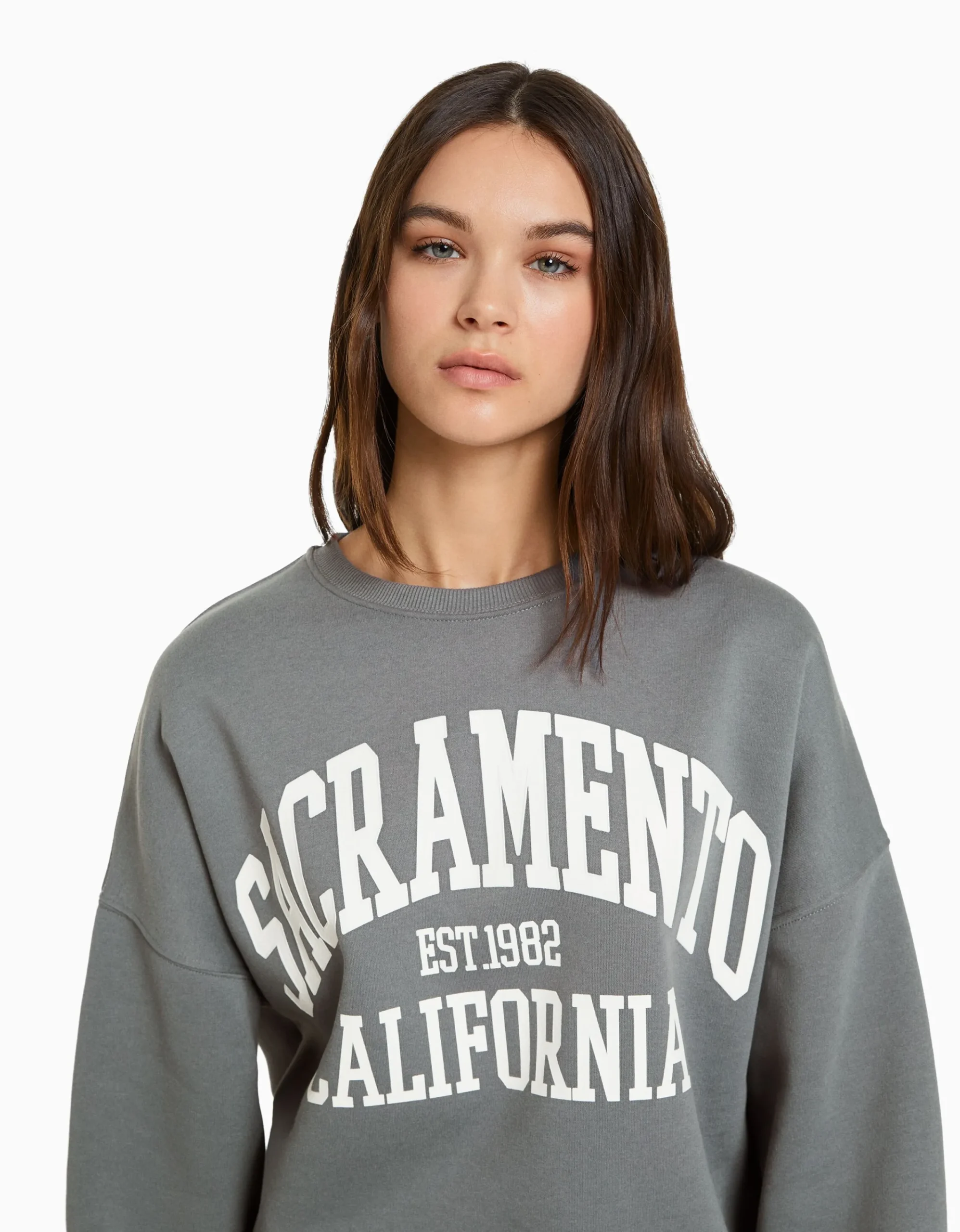 BERSHKA Sudadera oversize print Azul claro Store