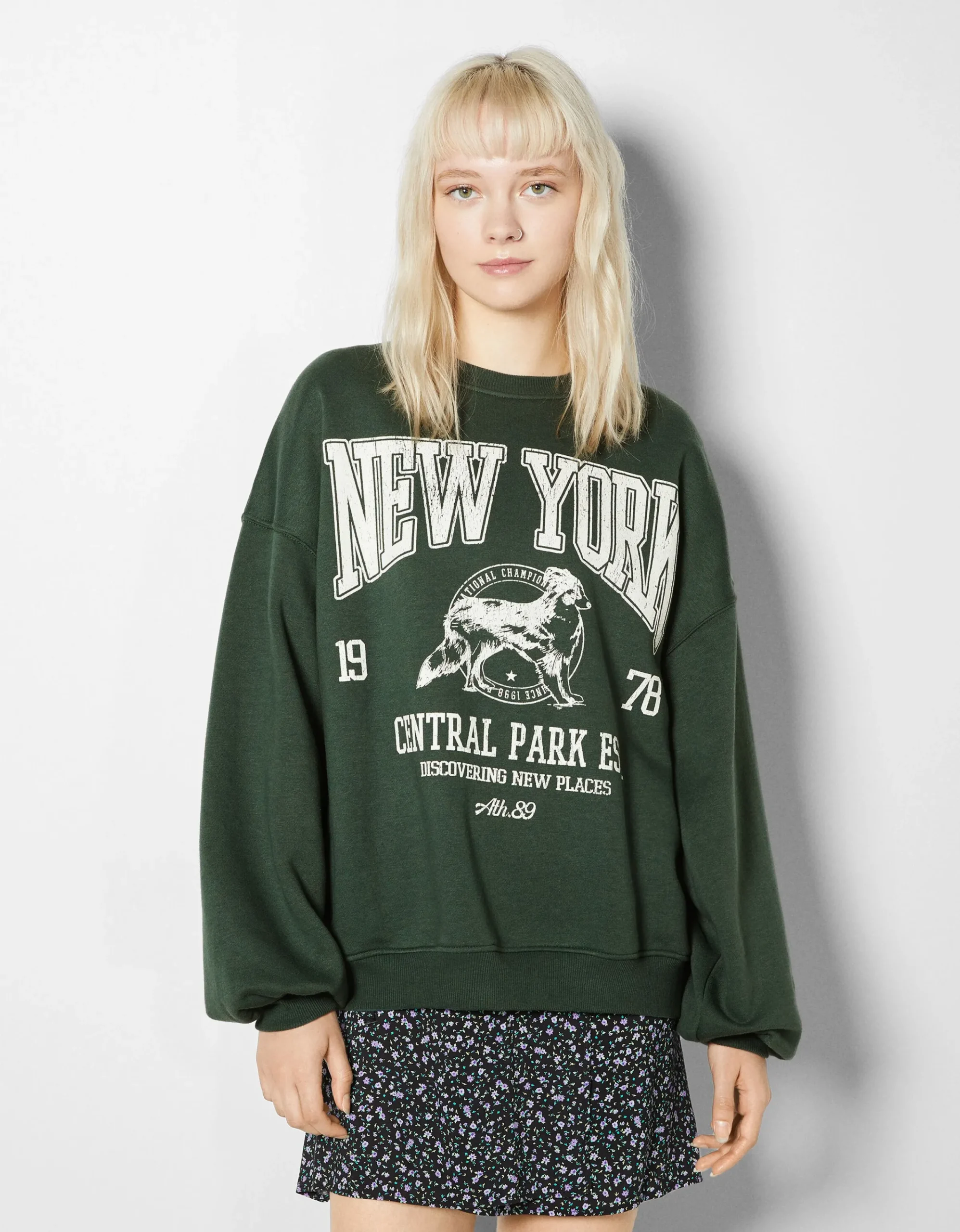 BERSHKA Sudadera oversize print Rojo Hot