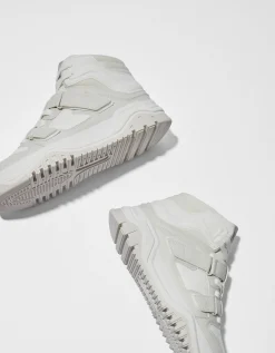 BERSHKA Zapatillas abotinadas detalle de tiras de quita y pon hombre Blanco Clearance