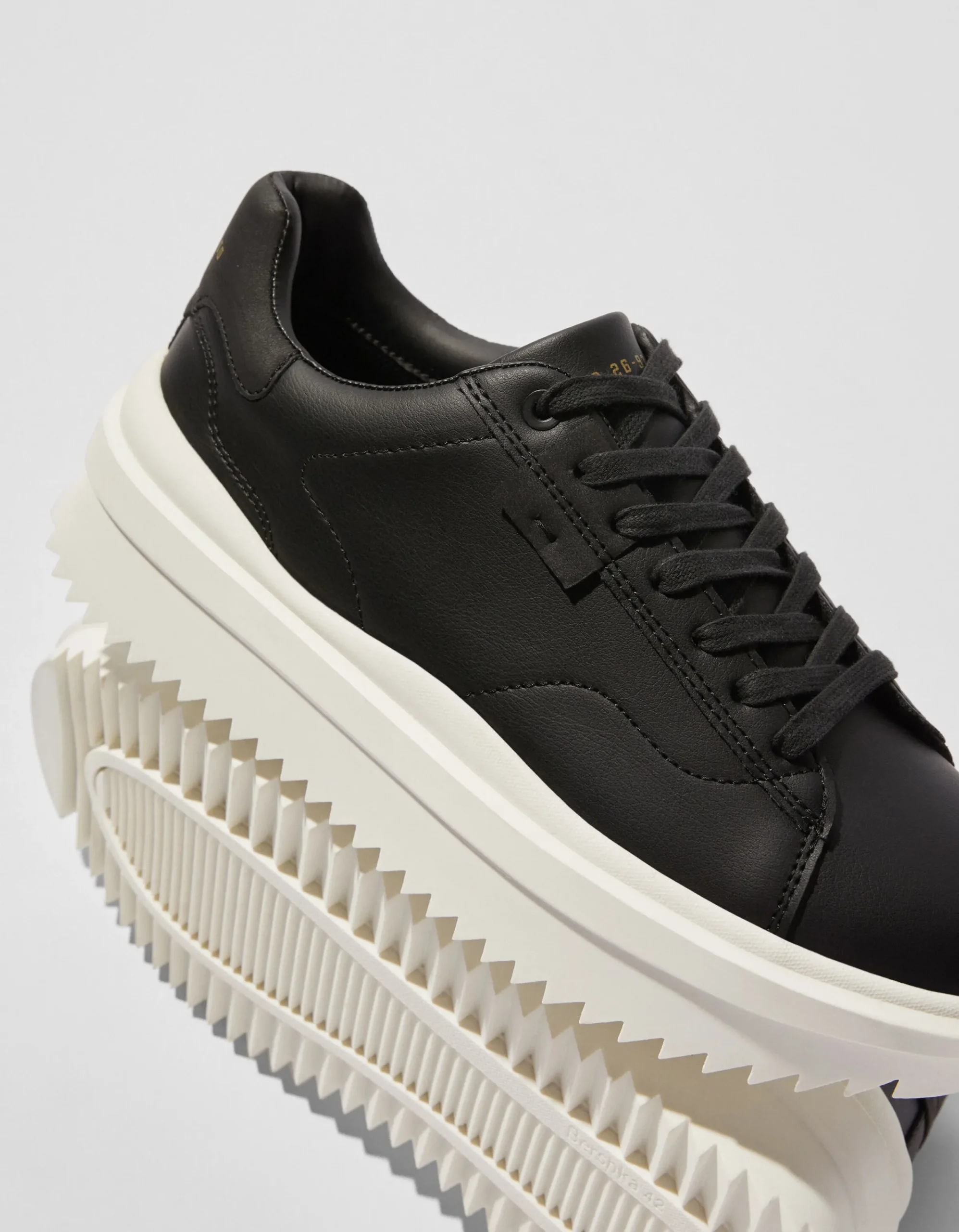 BERSHKA Zapatillas suela volumen hombre Blanco New