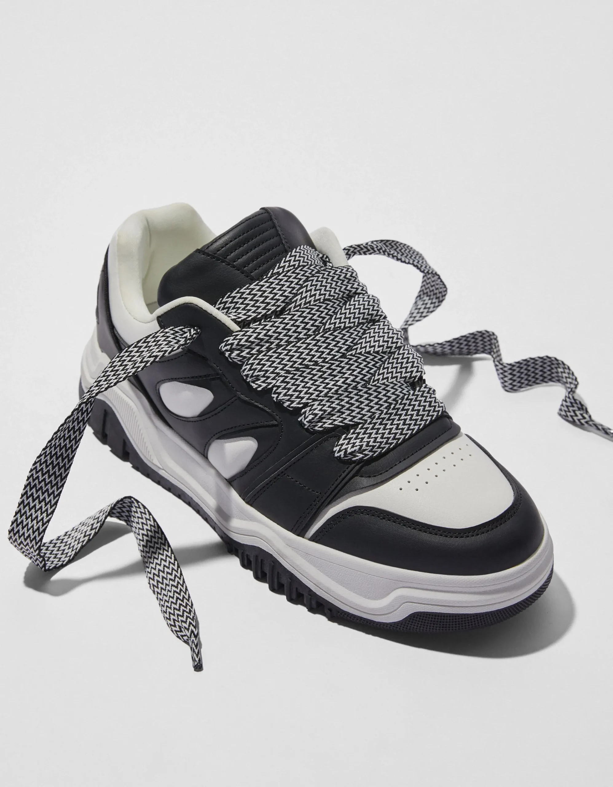 BERSHKA Zapatillas volumen hombre Negro Best